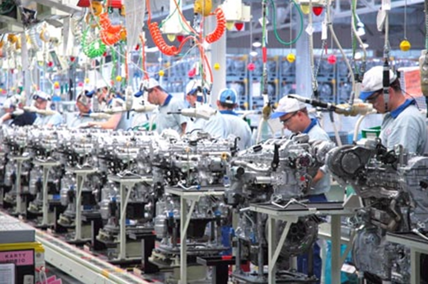 Engine Assembly Line in Poland with Color-coded Overhead Tools on Retractable Cords